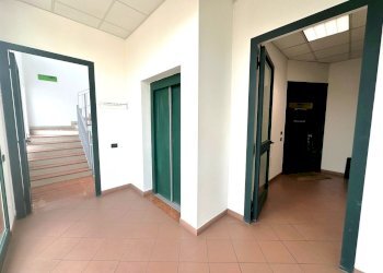 Disimpegno2 - Show room via dei mestieri 8, Concorezzo - photo 3