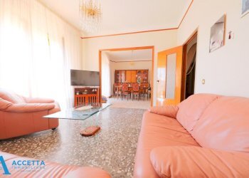 sala - Four-room apartment Via Venezia 25, Taranto - photo 2