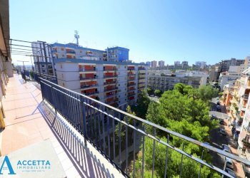 balcone - Four-room apartment Via Venezia 25, Taranto - photo 6