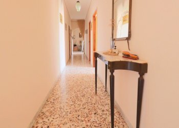 corridoio - Four-room apartment Via Venezia 25, Taranto - photo 9