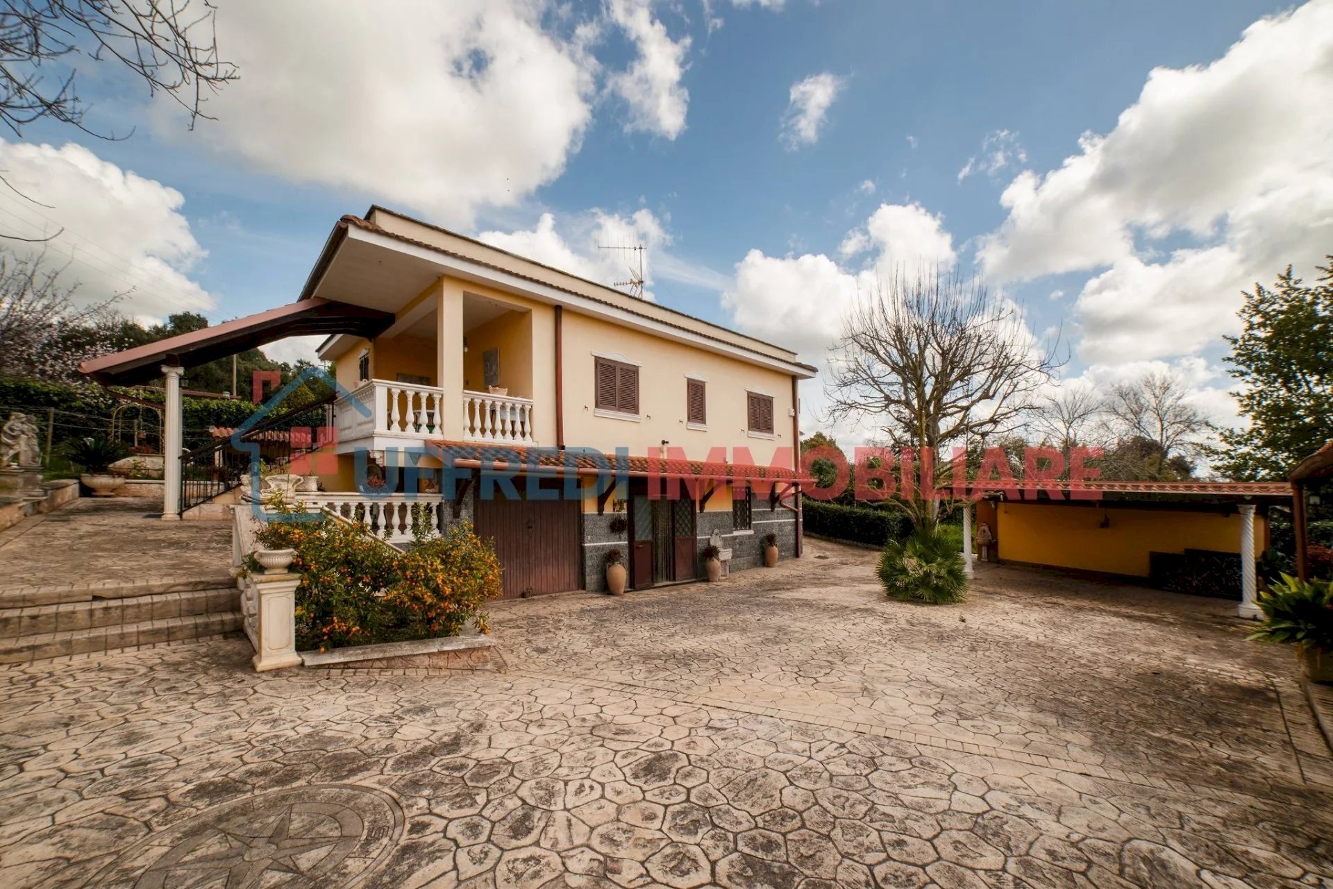 Villa Aprilia - photo 1
