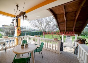 Villa Aprilia - photo 2
