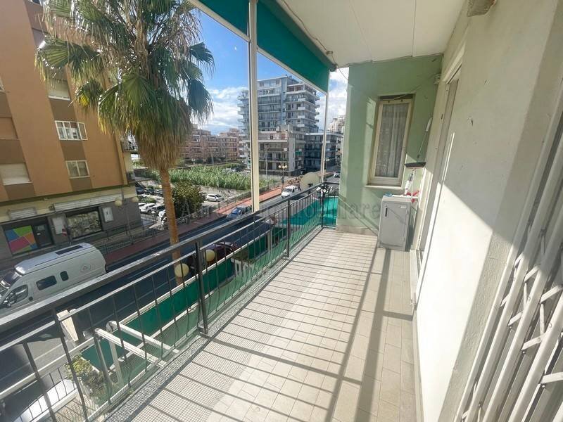 Three-room apartment Corso Europa, Borghetto Santo Spirito - photo 1