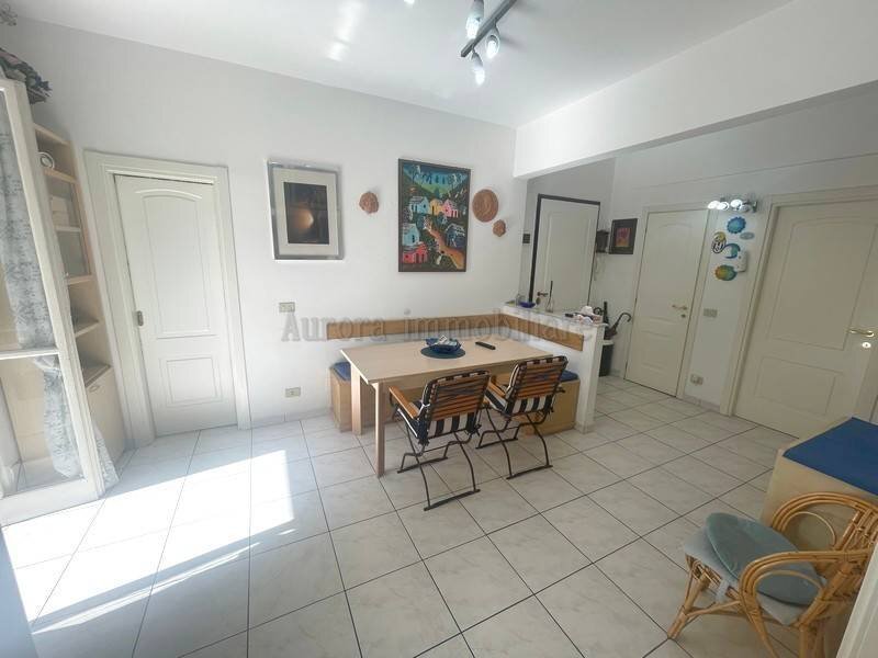 Three-room apartment Corso Europa, Borghetto Santo Spirito - photo 3