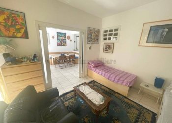 Three-room apartment Corso Europa, Borghetto Santo Spirito - photo 9