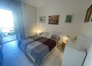 Three-room apartment Corso Europa, Borghetto Santo Spirito - photo 13