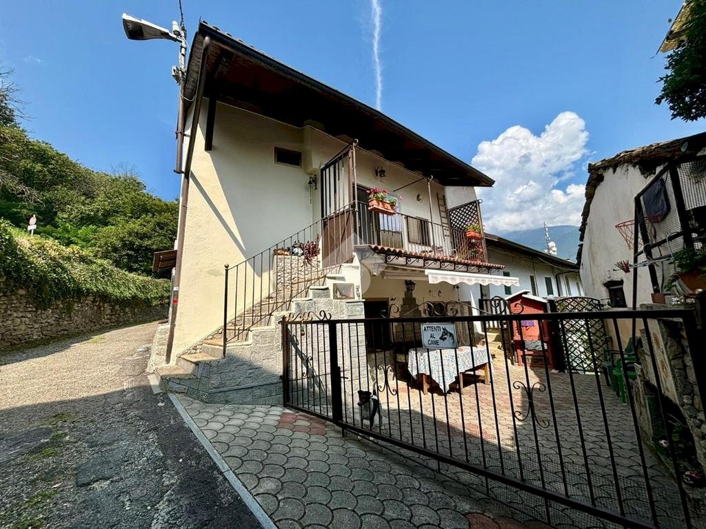 Semi-detached house Borgata Piancampo, Villar Focchiardo - photo 1