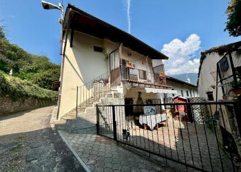 Semi-detached house Borgata Piancampo, Villar Focchiardo - photo 1