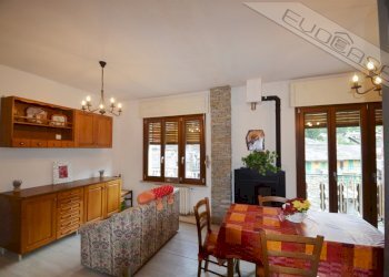 Trilocale Via Nazionale 52, Roure - foto 2