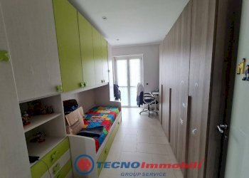 Camera da letto - Quadrilocale via Pierluigi Palestrina, Torino (zona Aurora) - foto 6