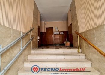 Interno palazzo - Quadrilocale via Pierluigi Palestrina, Torino (zona Aurora) - foto 10