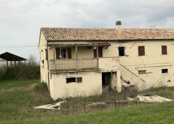 img_7009 - Casa Colonica Agugliano - foto 3