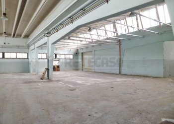 capannone - Locale Commerciale Località Fracanzana 39, Montebello Vicentino - foto 12