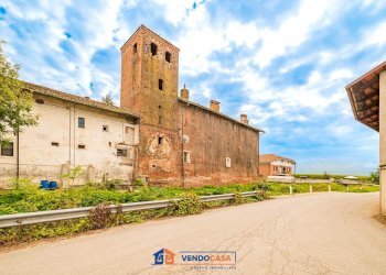 Casa indipendente Villafranca Piemonte - foto 1