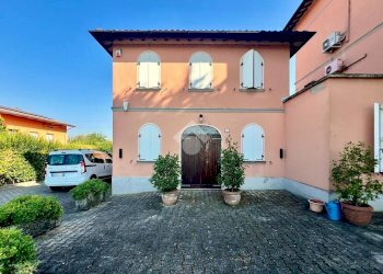 Hotel - Accommodation facility Strada Cartoccio, Novellara - photo 7