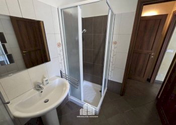 bagno - Appartamento strada San Michele, 22, Bra - foto 10