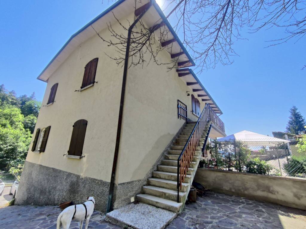 Facciata - Villa strada Provinciale della Futa, Loiano - foto 1