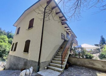 Facciata - Villa strada Provinciale della Futa, Loiano - foto 1
