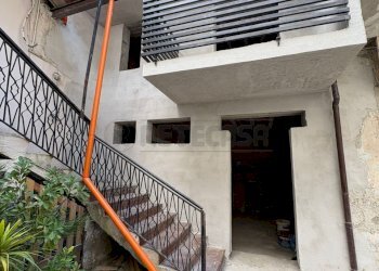 IMG-20250528-WA0002.jpg - Casa semi indipendente Via Cavour, Marcianise - foto 26