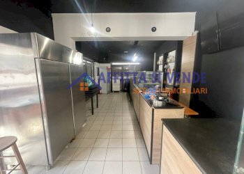 INTERNO - Commercial Premises Via Europa 46, Siracusa - photo 12