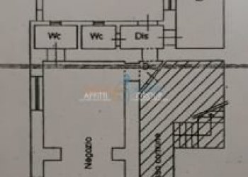 Massa.JPG - Locale Commerciale Via Armando Angelini 35, Massa - foto 1