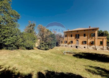Villa via sant'antonio, 14 
 Monteveglio, Valsamoggia (zona Torrazzi) - foto 3