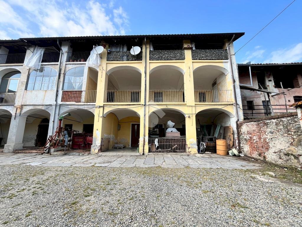 Rustic Via delle Scuole, Castellamonte - photo 2