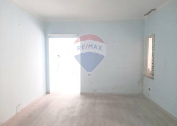 Negozio Trav.Cappuccini III, Pozzuoli - foto 2