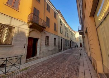 Facciata - Stabile - Palazzo via Giulia, Tortona - foto 1