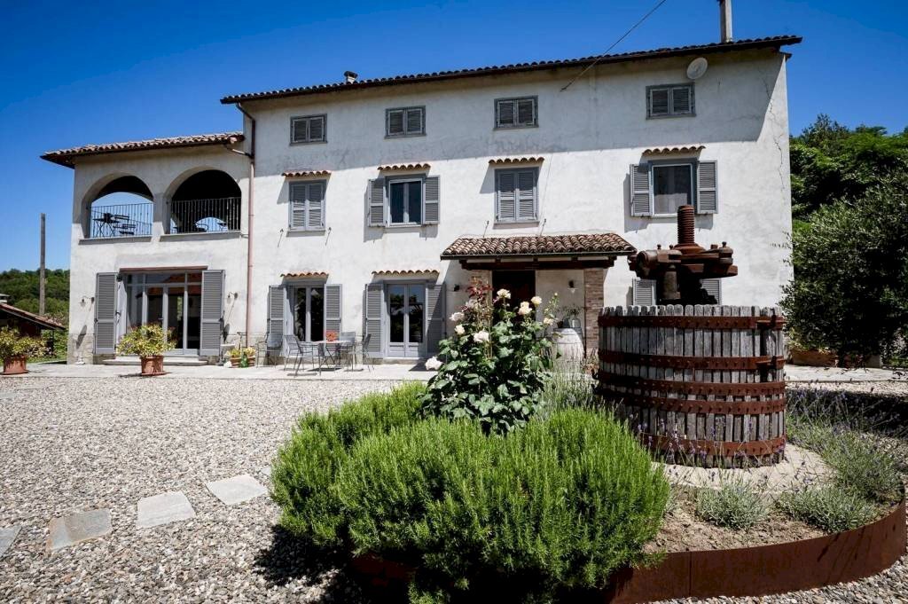 Facciata - Rustic strada Albera, Castel Boglione - photo 2