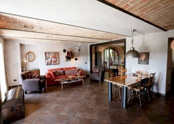 Salone - Rustic strada Albera, Castel Boglione - photo 10