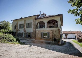 Facciata - Rustic strada Albera, Castel Boglione - photo 3