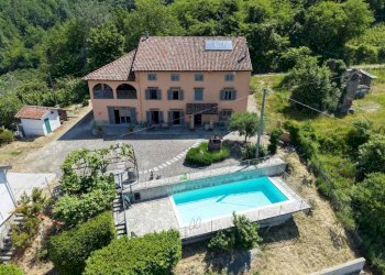 Piscina - Rustic strada Albera, Castel Boglione - photo 1