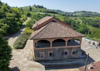 Facciata - Rustic strada Albera, Castel Boglione - photo 25