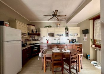 Salone - Quadrilocale via Superga, 13, Carmagnola - foto 9