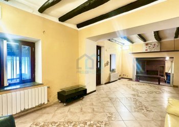 ZONA LIVING - Villa Località Bricco 1, Altare - photo 1