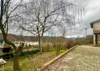 ESTERNO - Villa Località Bricco 1, Altare - photo 19