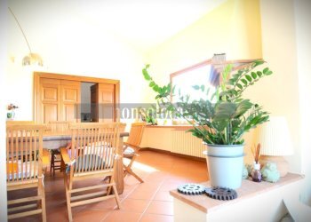 SALA DA PRANZO PRIMO LIVELLO - Villa Strada Del Brozzo 456, Perugia - foto 6