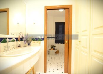 BAGNO PRIMO LIVELLO - Villa Strada Del Brozzo 456, Perugia - foto 20