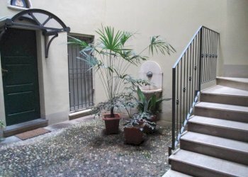 Cortile interno - One-room apartment via Moretto, Brescia (neighborhood Centro Storico) - photo 14