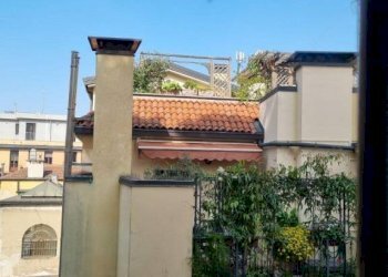 Apartment piazza Santa Maria Beltrade, Milano - photo 23