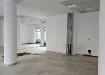 Interno non residenziale - Shop corso Indipendenza, Milano - photo 5