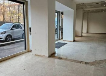 Interno non residenziale - Shop corso Indipendenza, Milano - photo 8