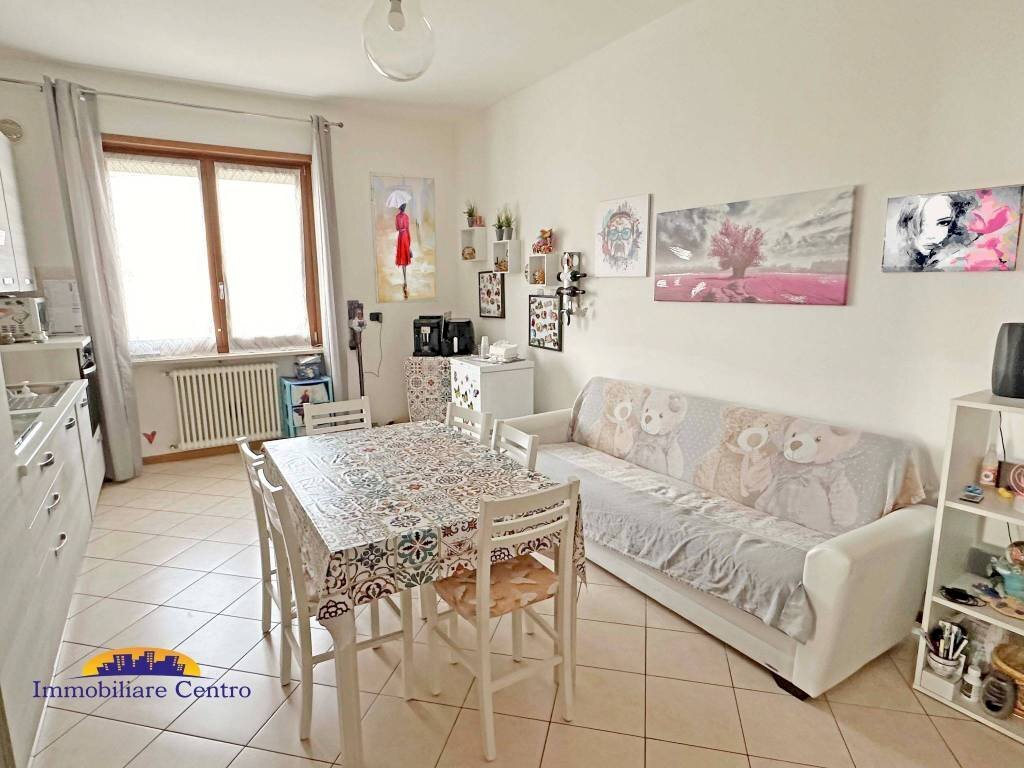 Vista - Three-room apartment piazza 4 Novembre, 10, Povegliano Veronese - photo 2