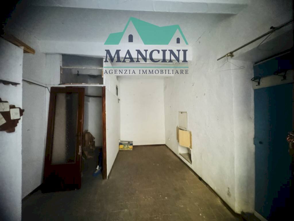 Box MATTEOTTI, Jesi - photo 1