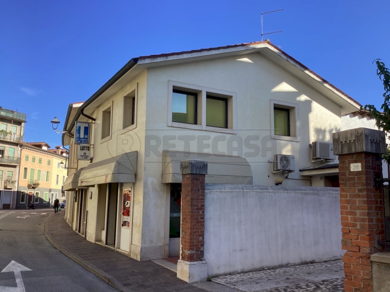 Esterno.jpeg - Office Via Luigi Cazzavillan 34, Arzignano - photo 3