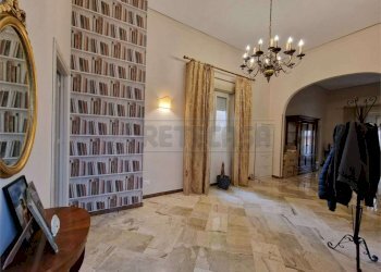 fafeb023-8ca2-406b-8707-e03be445dcc3-fotor-2024091 - Appartamento Via Roma SNC, Marsala - foto 17