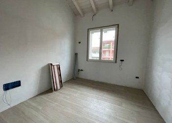 WhatsApp Image 2024-09-13 at 16.58.43 (4).jpeg - Villa Trifamiliare Brescia - foto 7