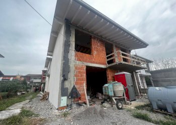 WhatsApp Image 2024-09-13 at 16.58.42.jpeg - Villa Trifamiliare Brescia - foto 12