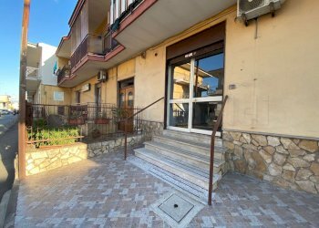 1..JPG - Locale Commerciale Giugliano in Campania - foto 1